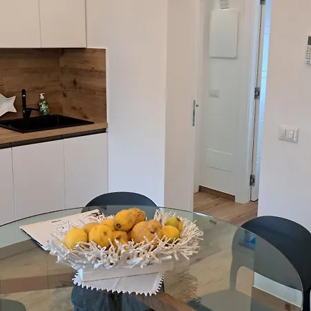 Urban Charme Apartment *