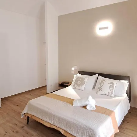 Urban Charme Apartment Palau